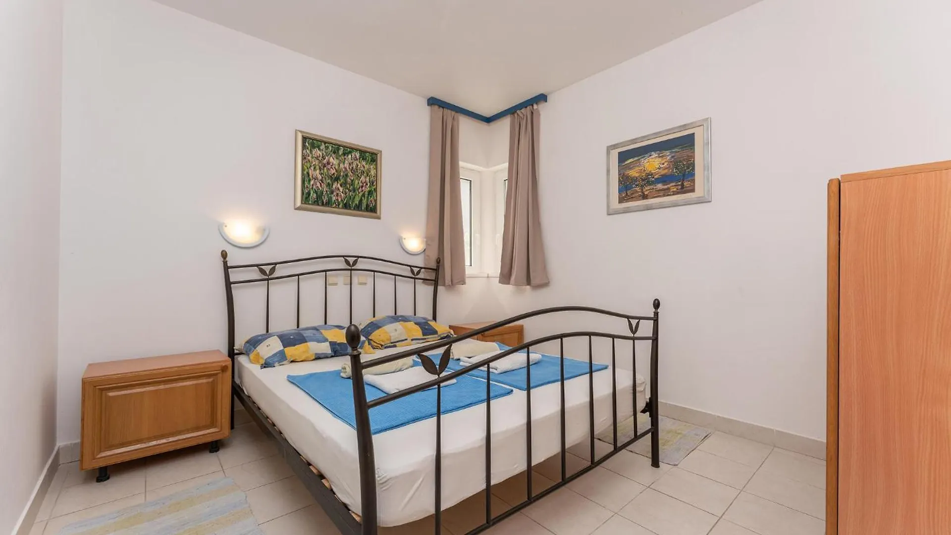 Cozy Apartment In Sveti Filip I Jakov With Wifi كرواتيا
