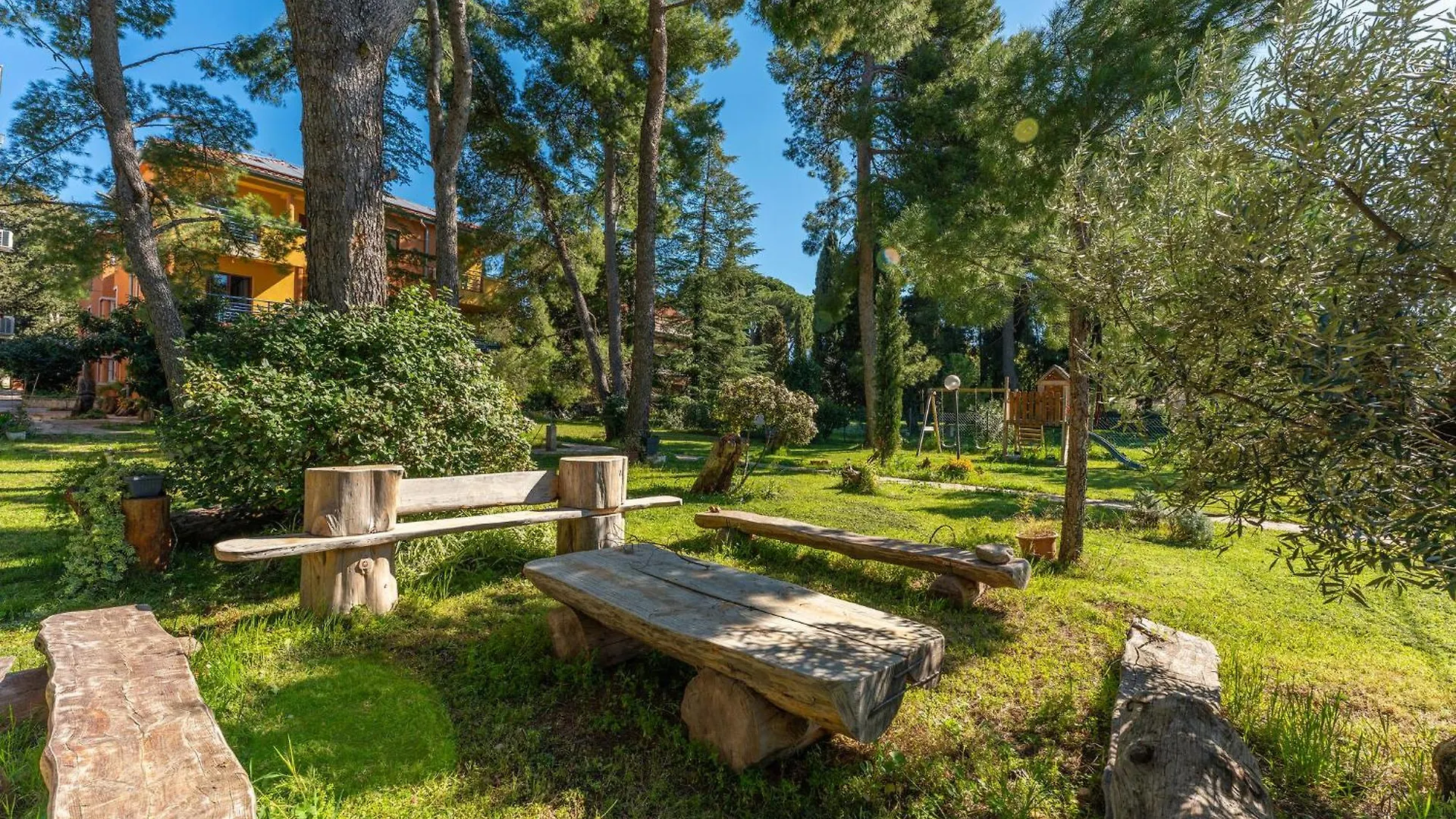 Cozy Apartment In Sveti Filip I Jakov With Wifi 0*,